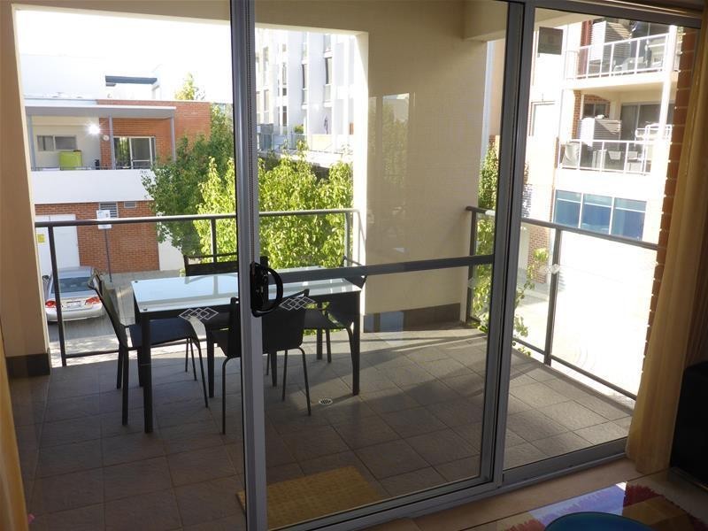 10/32 Fielder Street, East Perth WA 6004