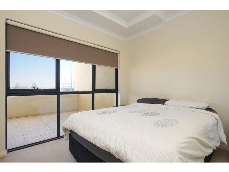 30/9 Linkage Avenue, Cockburn Central WA 6164