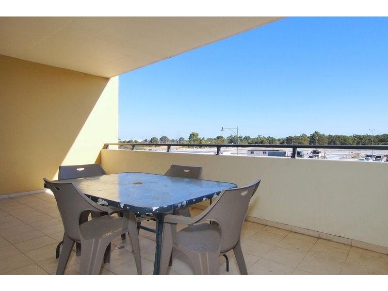 30/9 Linkage Avenue, Cockburn Central WA 6164