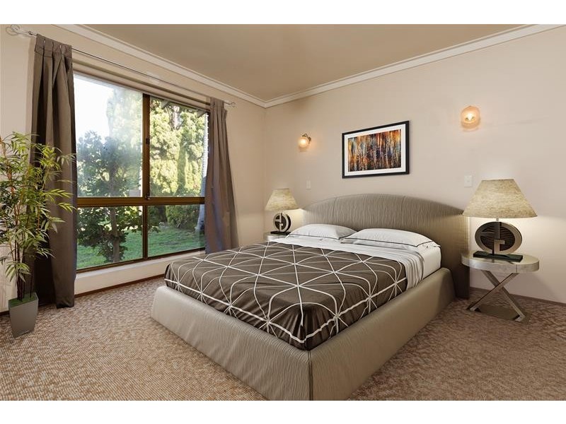 73 Henry Bull Drive, Bull Creek WA 6149