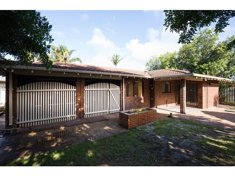 73 Henry Bull Drive, Bull Creek WA 6149