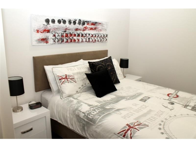 2/10 Linkage Avenue, Cockburn Central WA 6164