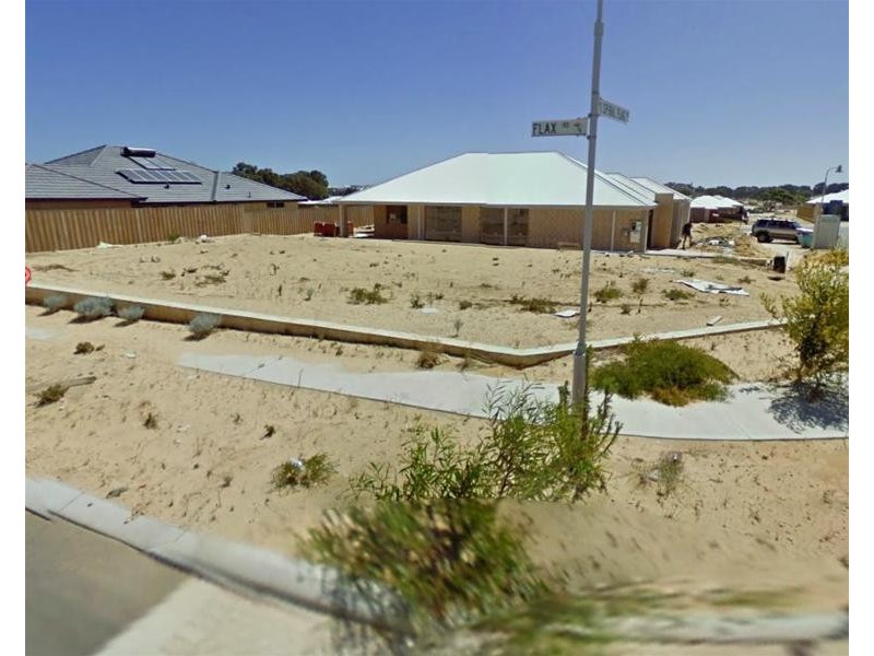 8 Spiral Flag Road, Yanchep WA 6035