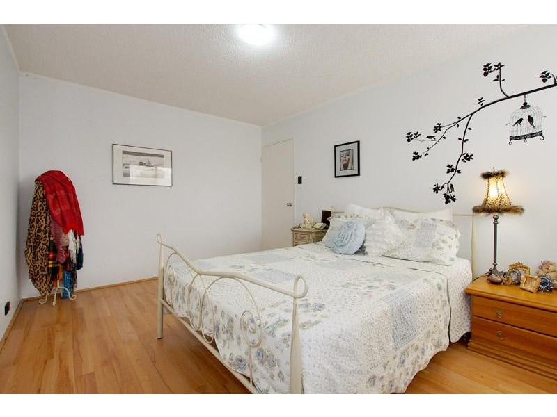 18/33 Farina Drive, Yokine WA 6060