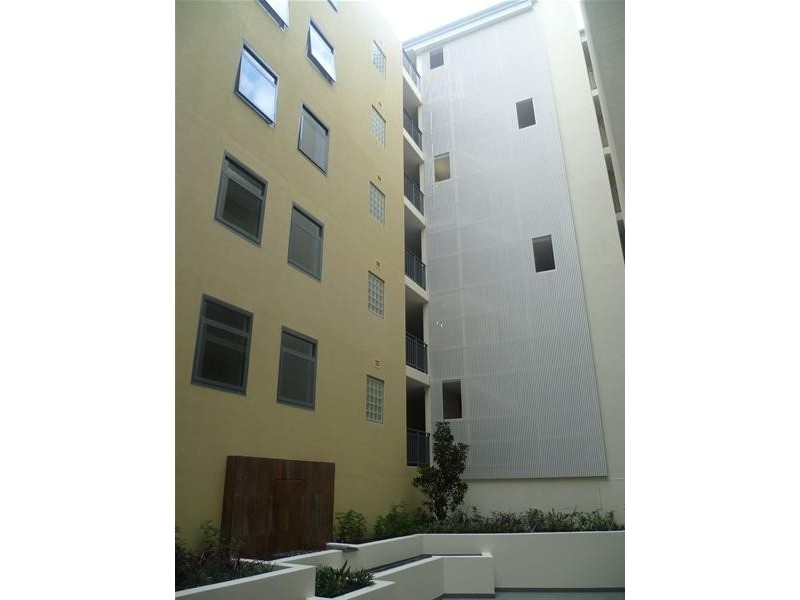 33/18 Wellington  Street, East Perth WA 6004