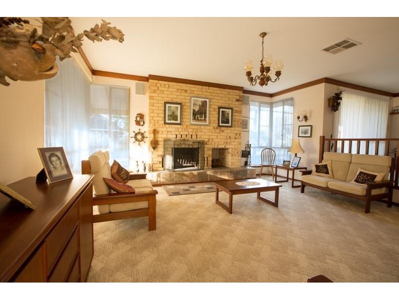 17 Falcon Place, Jandakot WA 6164