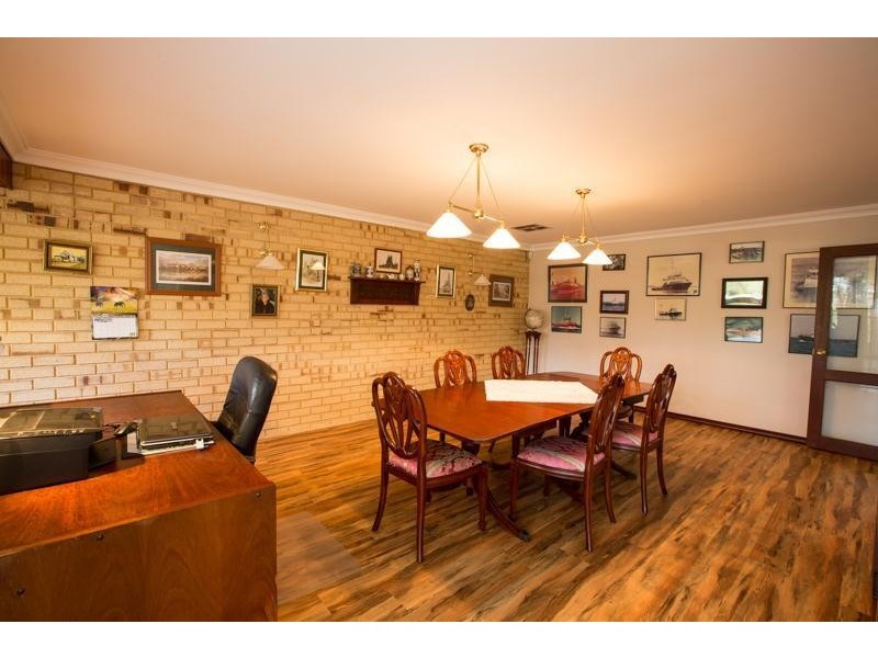 17 Falcon Place, Jandakot WA 6164