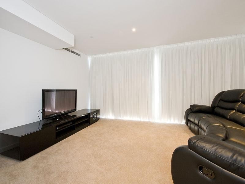 1305/96 Bow River Crescent, Burswood WA 6100