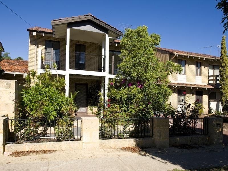 19 Deeley Street, Maylands WA 6051