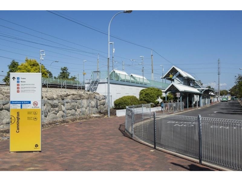 47 Carden Drive, Cannington WA 6107