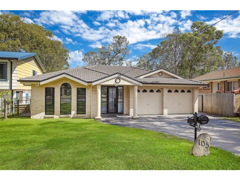 105 Cams Boulevard, Summerland Point NSW 2259