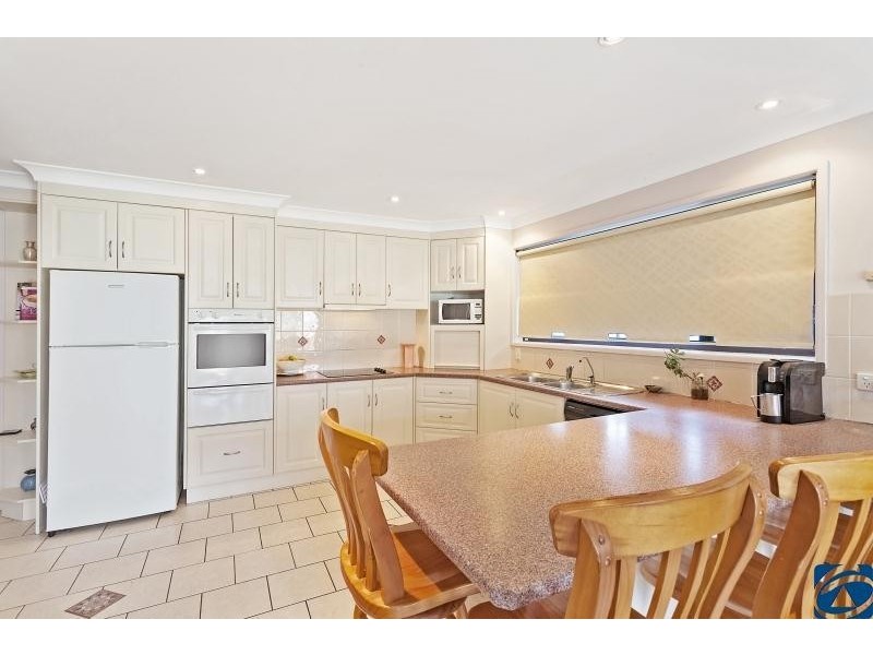 27 Sixth Avenue, Toukley NSW 2263