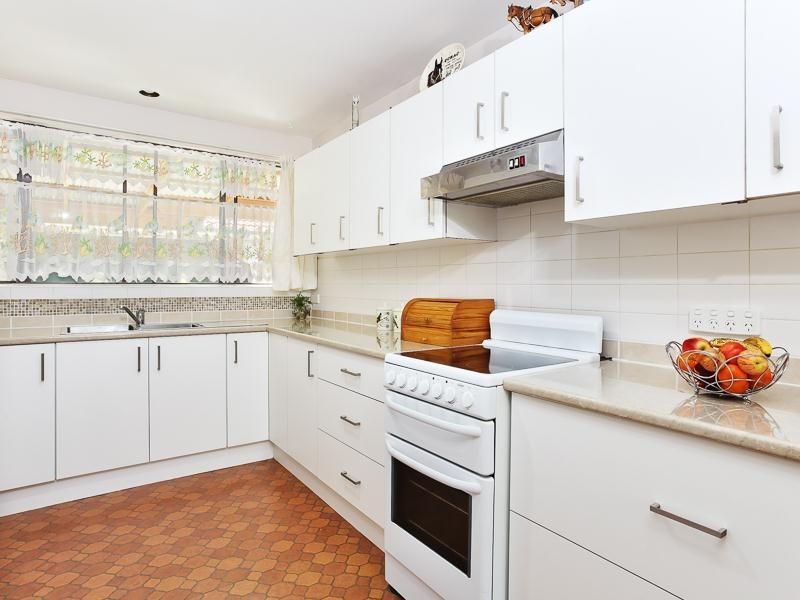 15 Lindfield Avenue, Cooranbong NSW 2265