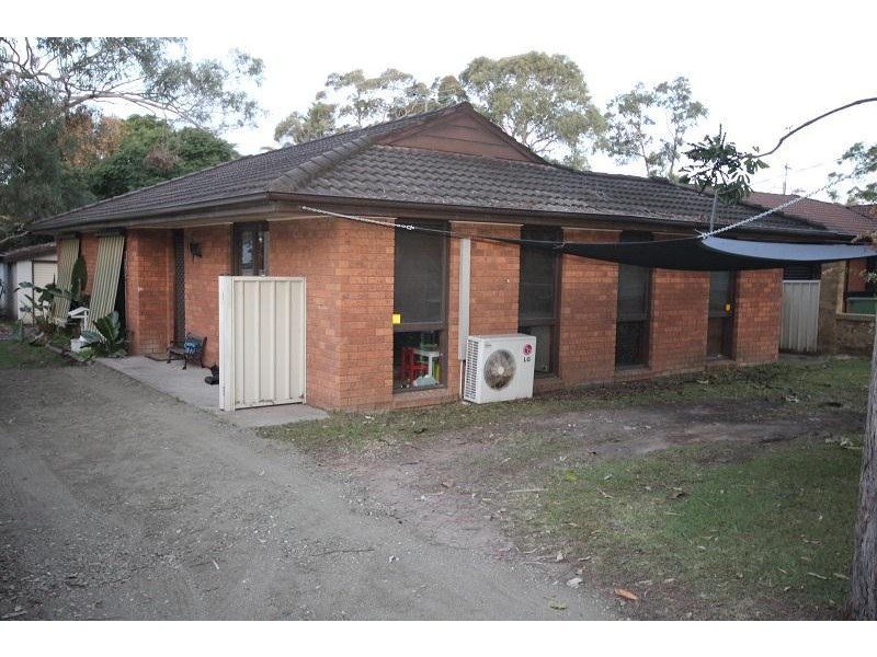 84 Vales Road, Mannering Park NSW 2259