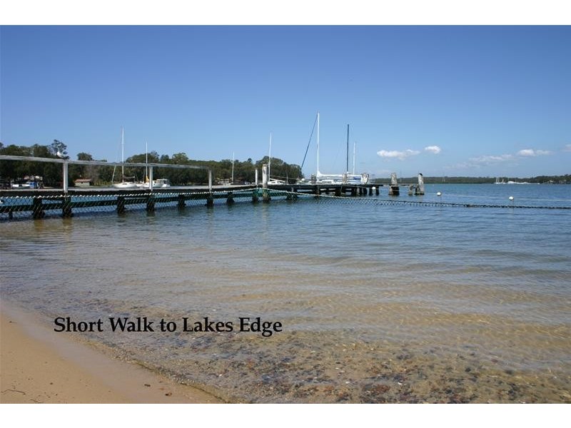 84 Vales Road, Mannering Park NSW 2259