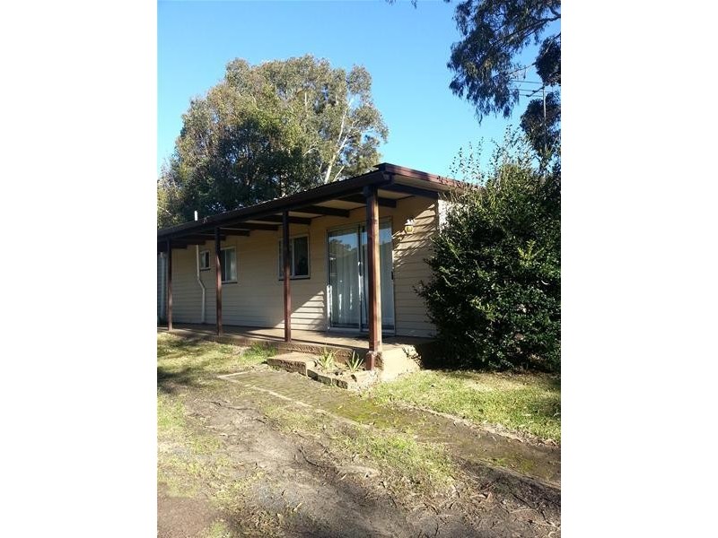 19 Murrumbong Road, Summerland Point NSW 2259