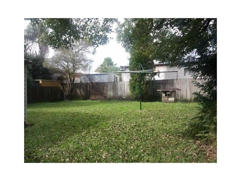 19 Murrumbong Road, Summerland Point NSW 2259