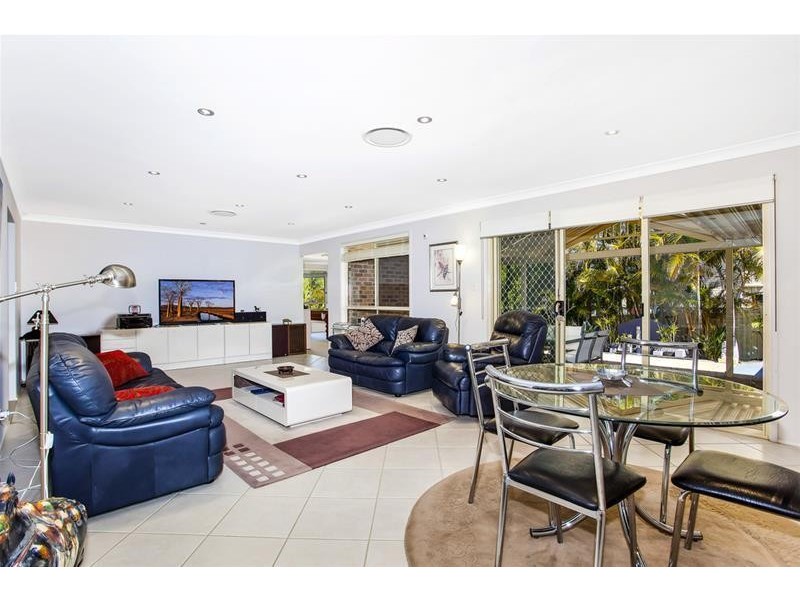 17 Watanga Crescent, Wyee Point NSW 2259