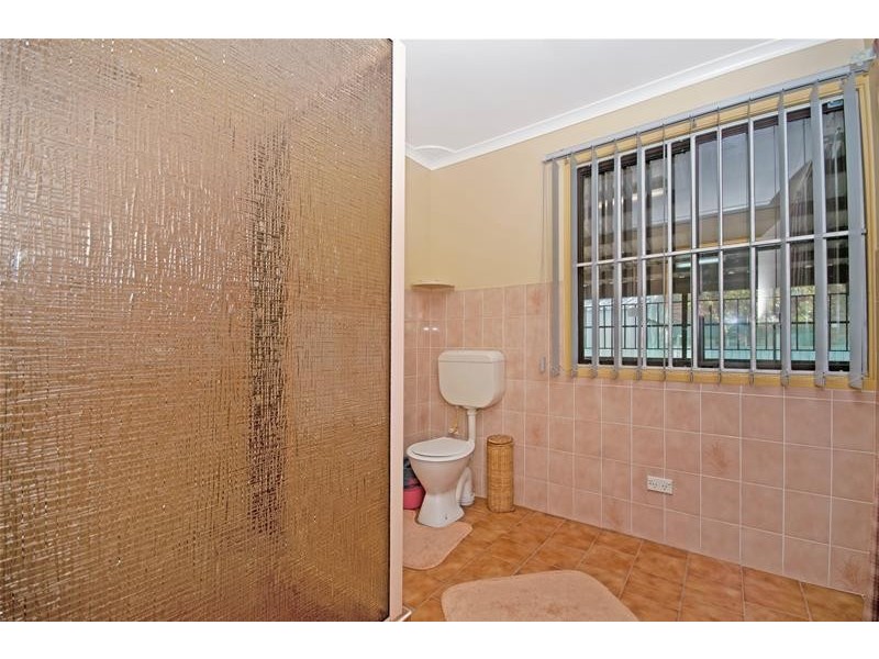 28 Murrumbong Road, Summerland Point NSW 2259