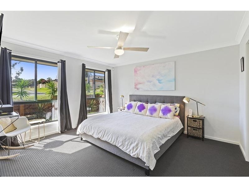 22 Tradewinds Avenue, Summerland Point NSW 2259