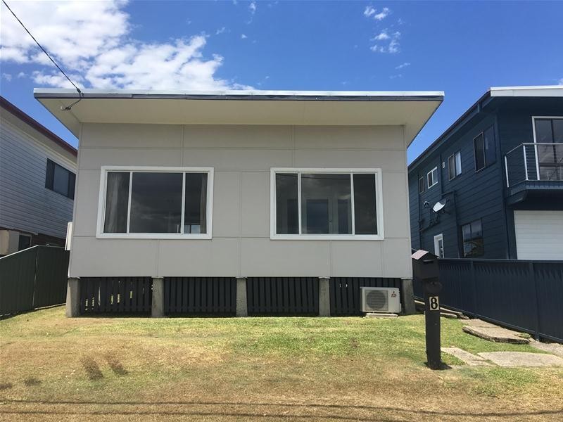 8 Kenilworth Street, Mannering Park NSW 2259
