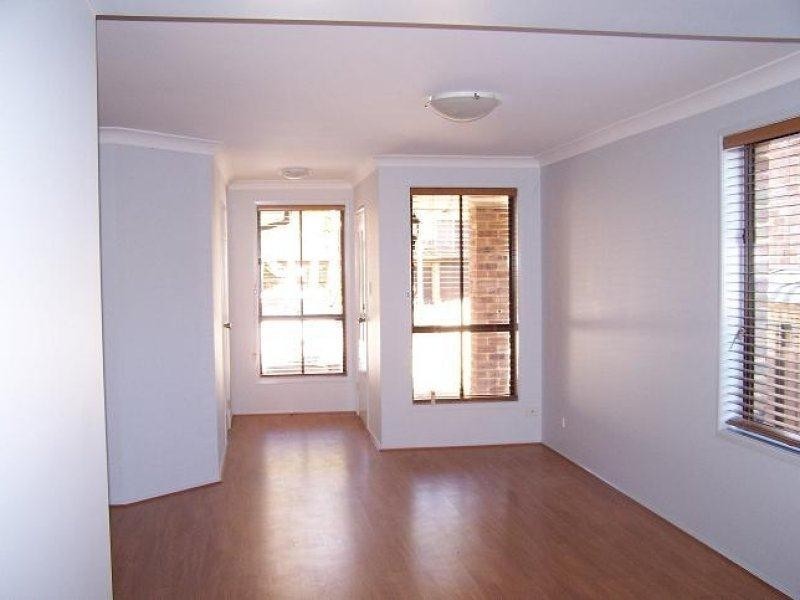 16A Barclay Avenue, Mannering Park NSW 2259