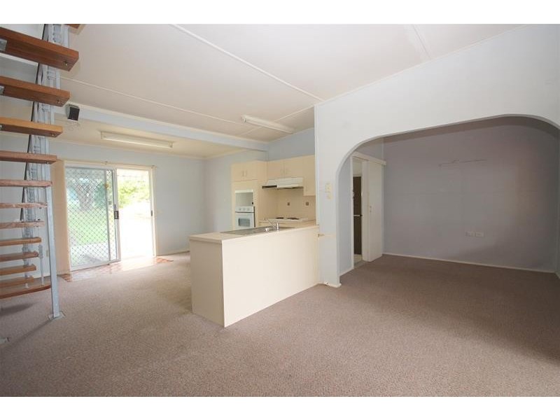 127 Kullaroo Road, Summerland Point NSW 2259