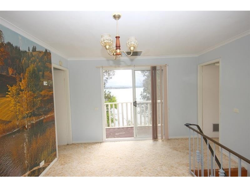 127 Kullaroo Road, Summerland Point NSW 2259