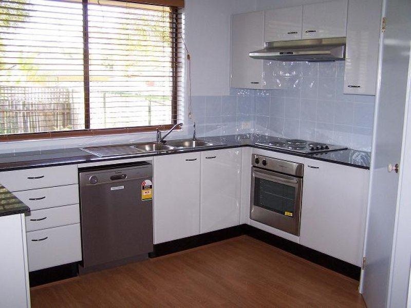 16B Barclay Avenue, Mannering Park NSW 2259