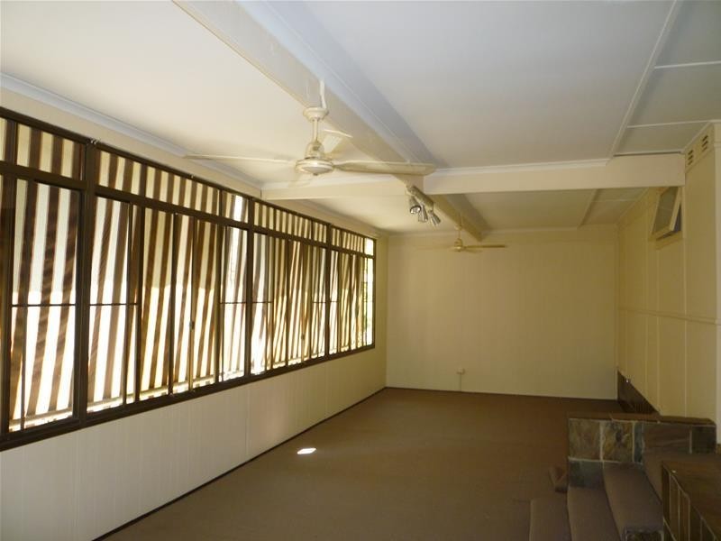 47 Dunvegan Street, Mannering Park NSW 2259