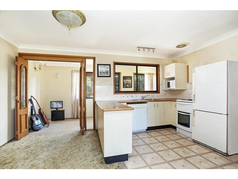 17 Bambara Avenue, Summerland Point NSW 2259