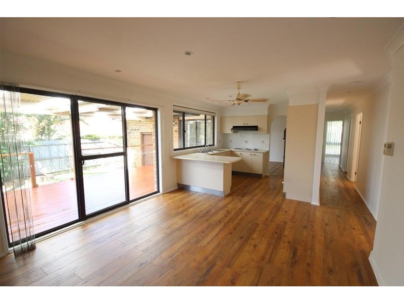 35 Acacia Avenue, Lake Munmorah NSW 2259