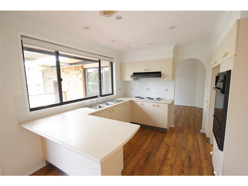 35 Acacia Avenue, Lake Munmorah NSW 2259