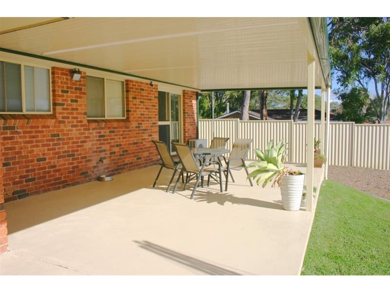 76 Catherine Street, Mannering Park NSW 2259