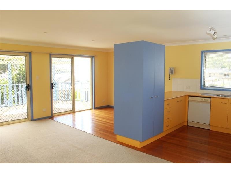 38b Gordon Avenue, Summerland Point NSW 2259