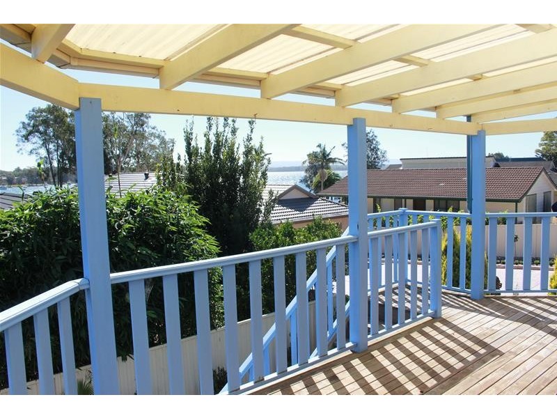 38b Gordon Avenue, Summerland Point NSW 2259