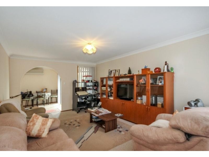 2/7 Anembo Avenue, Summerland Point NSW 2259