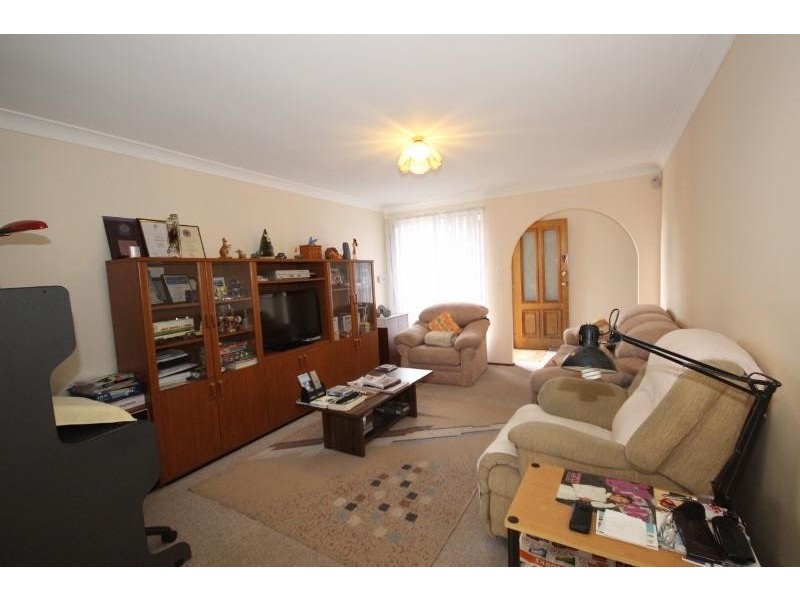 2/7 Anembo Avenue, Summerland Point NSW 2259