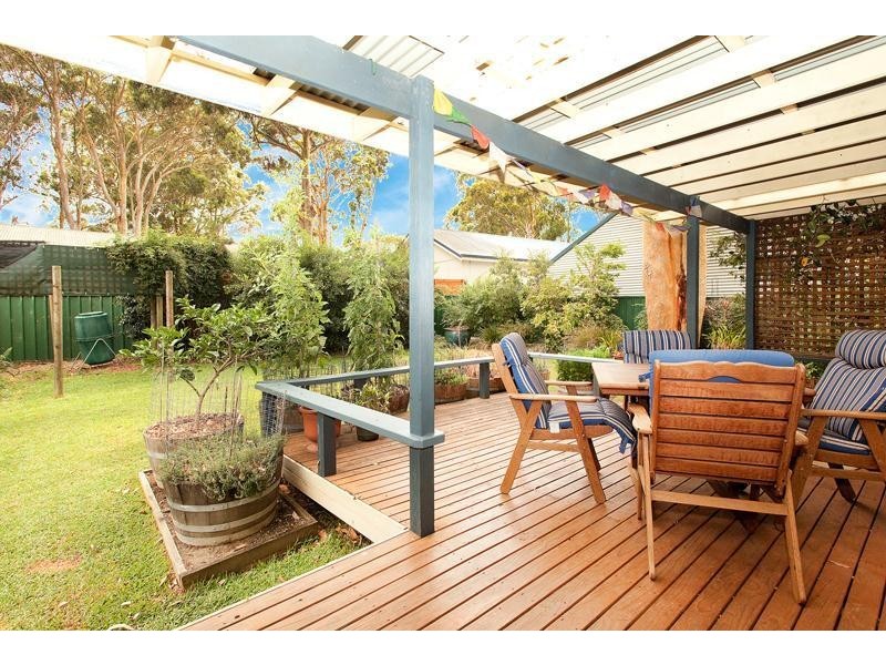 12 Houston Avenue, Chain Valley Bay NSW 2259