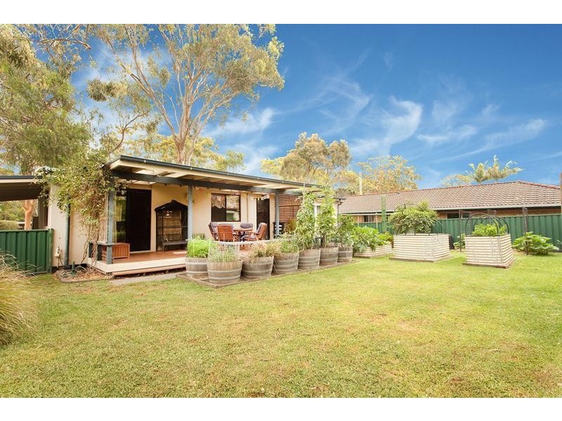12 Houston Avenue, Chain Valley Bay NSW 2259