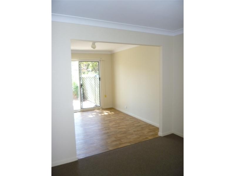 68 Griffith Street, Mannering Park NSW 2259