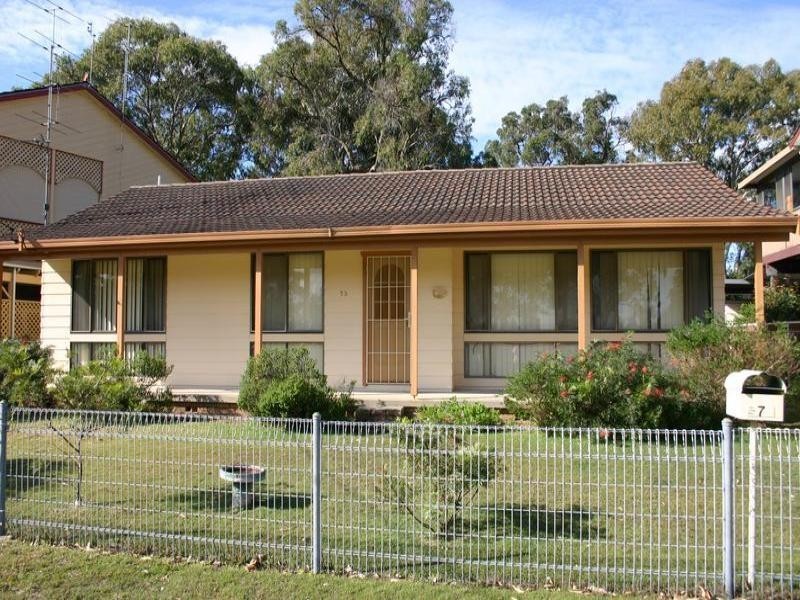 76 Kullaroo Road, Summerland Point NSW 2259