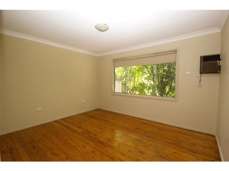 33 Anembo Avenue, Summerland Point NSW 2259