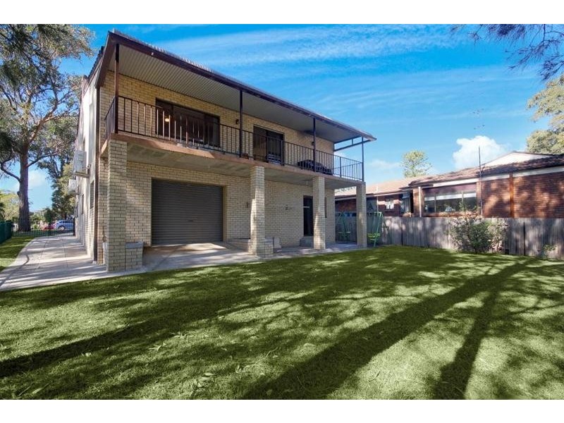 3 Macquarie Road, Mannering Park NSW 2259