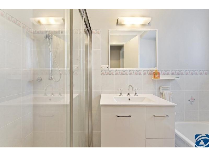 56 Dale Avenue, Chain Valley Bay NSW 2259