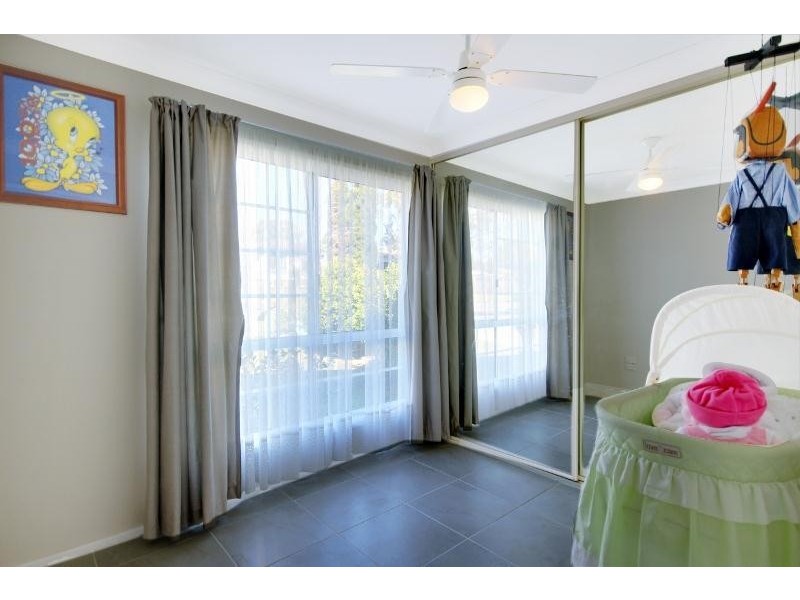 54 Spencer Road, Mannering Park NSW 2259