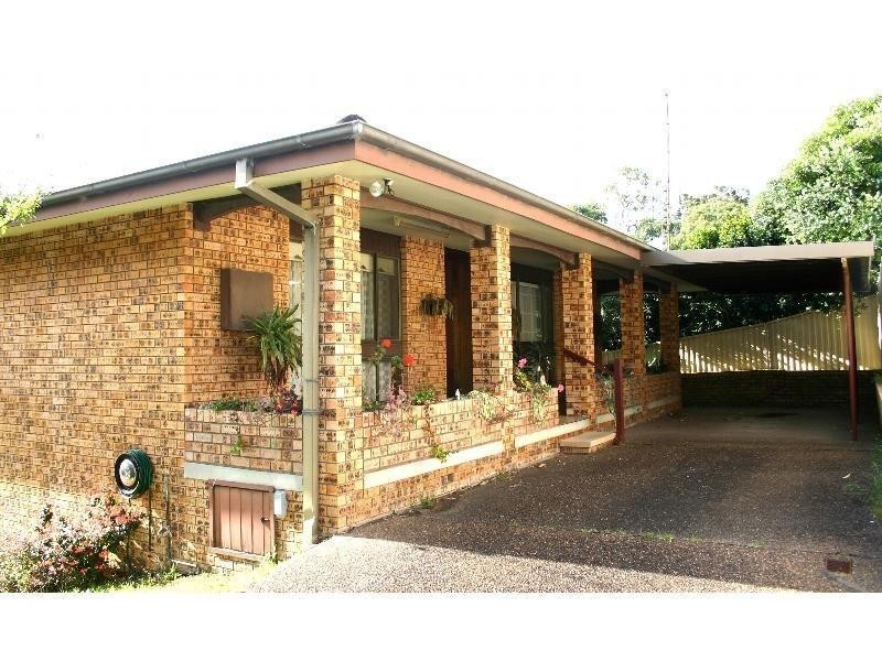 4 Kevin Street, Mannering Park NSW 2259