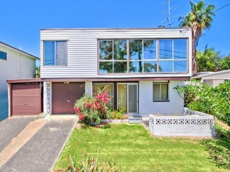 12A Kenilworth Street, Mannering Park NSW 2259