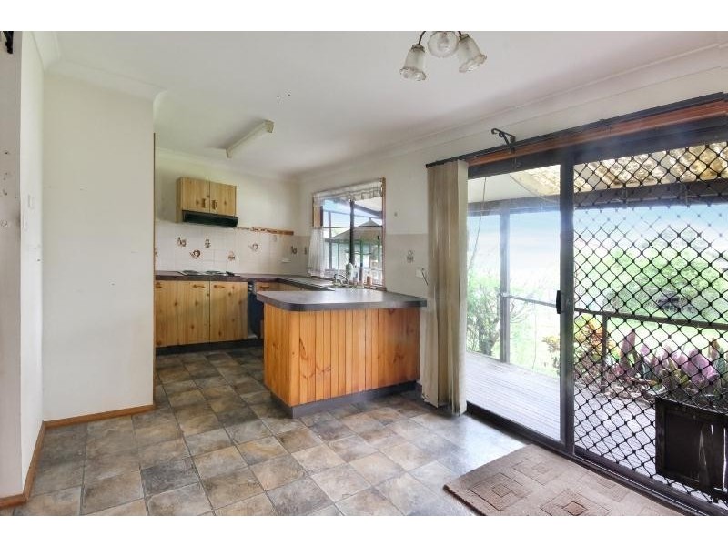 1 Cheryl Street, Mannering Park NSW 2259
