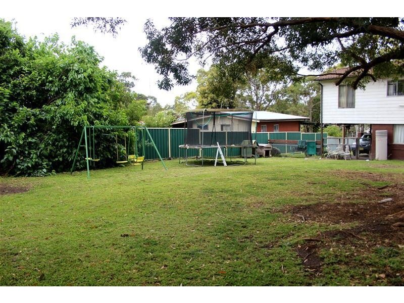 73 Winbin Crescent, Gwandalan NSW 2259